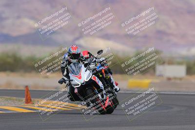 media/Sep-11-2022-SoCal Trackdays (Sun) [[81b7e951af]]/Turn 14 (1130am)/